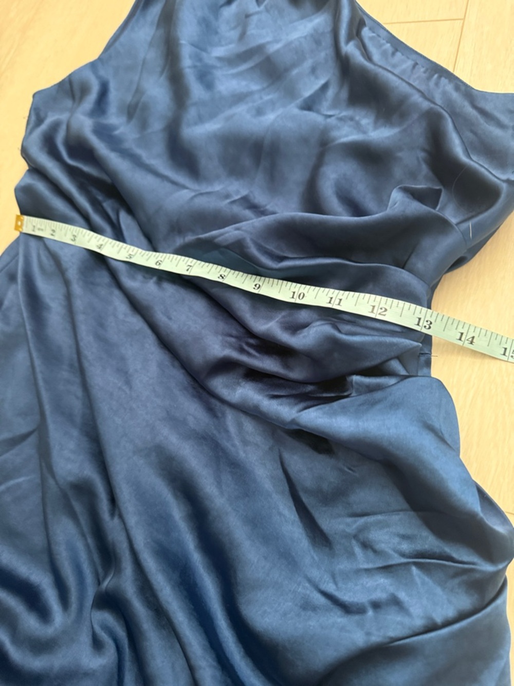 Elliatt Satin Cassini Sapphire Blue Ruched One-Shoulder Midi Dress - Picture 7 of 9